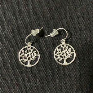 dangling earrings